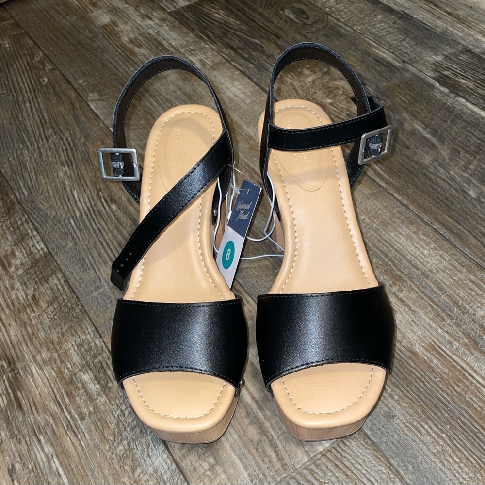 Vineyard Thread Women’s Shoes